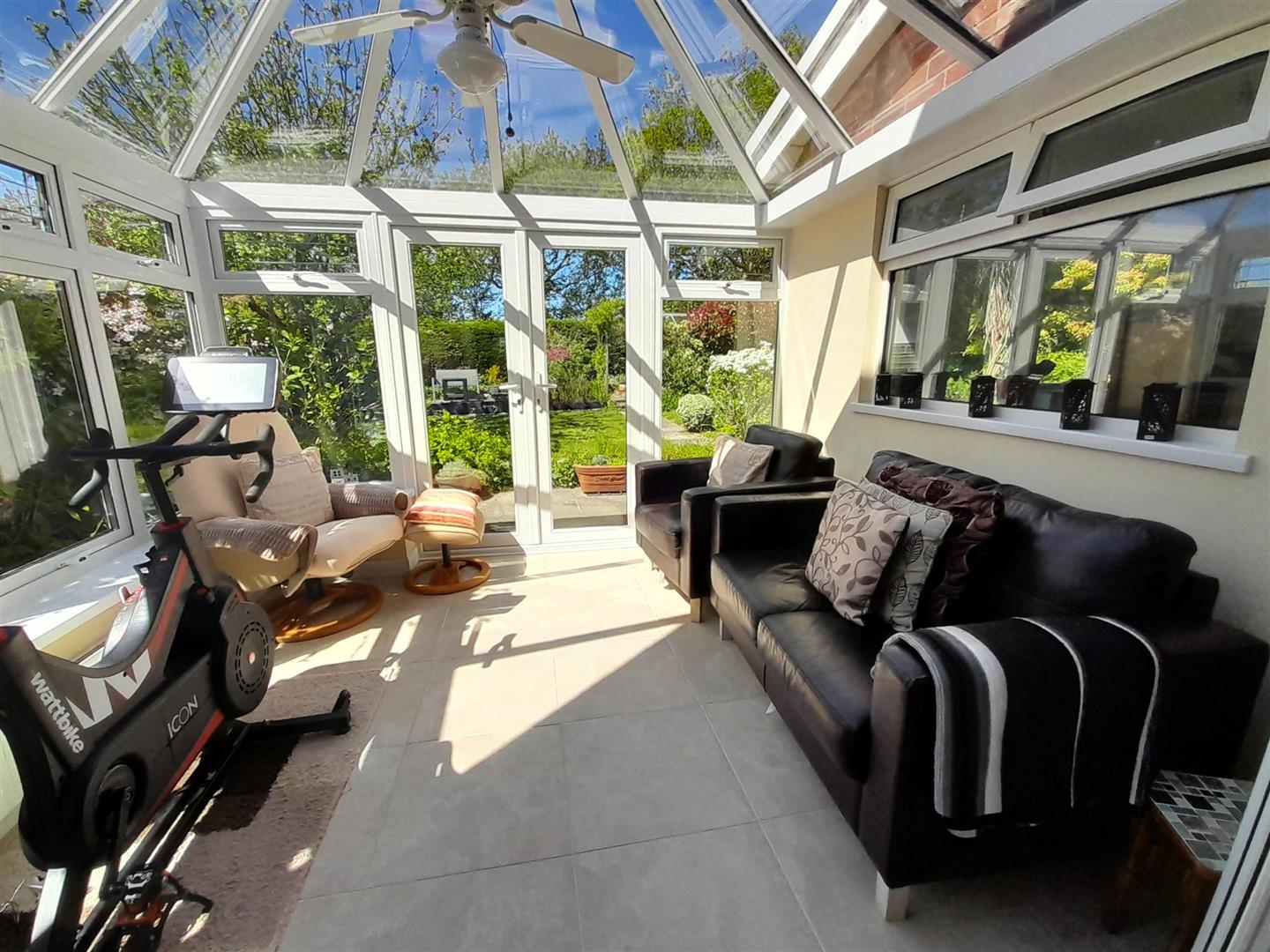 Hilltop, Llanelli, SA14 8DB